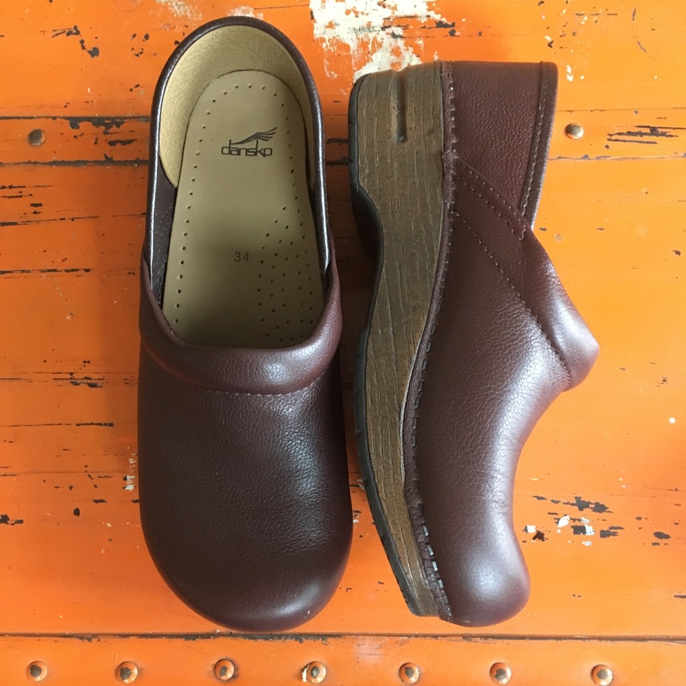Dansko Clogs Shoes Size 7.5